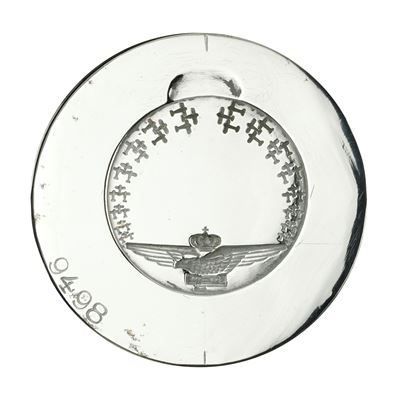 N Gruppi di Tre Aerei e Aquila Incoronata con Fascio 52 X 42 MM