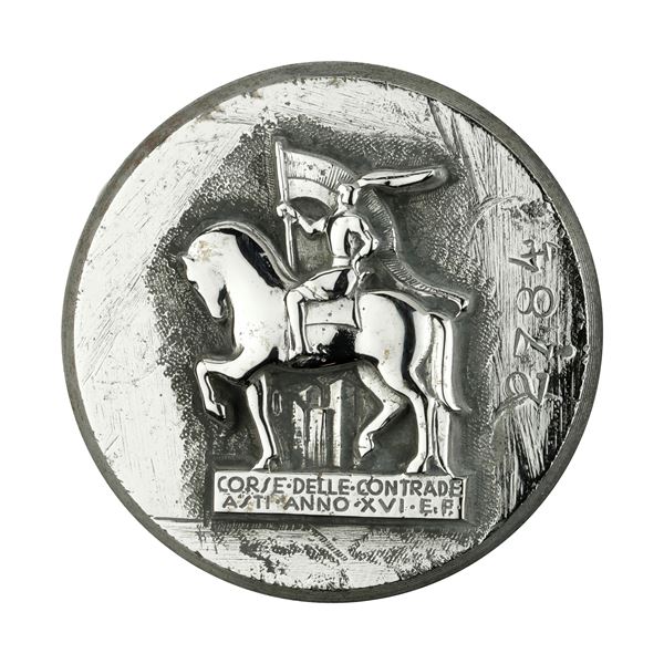 P Corse Delle Contrade Asti Anno XVI E.P 46 x 41 mm