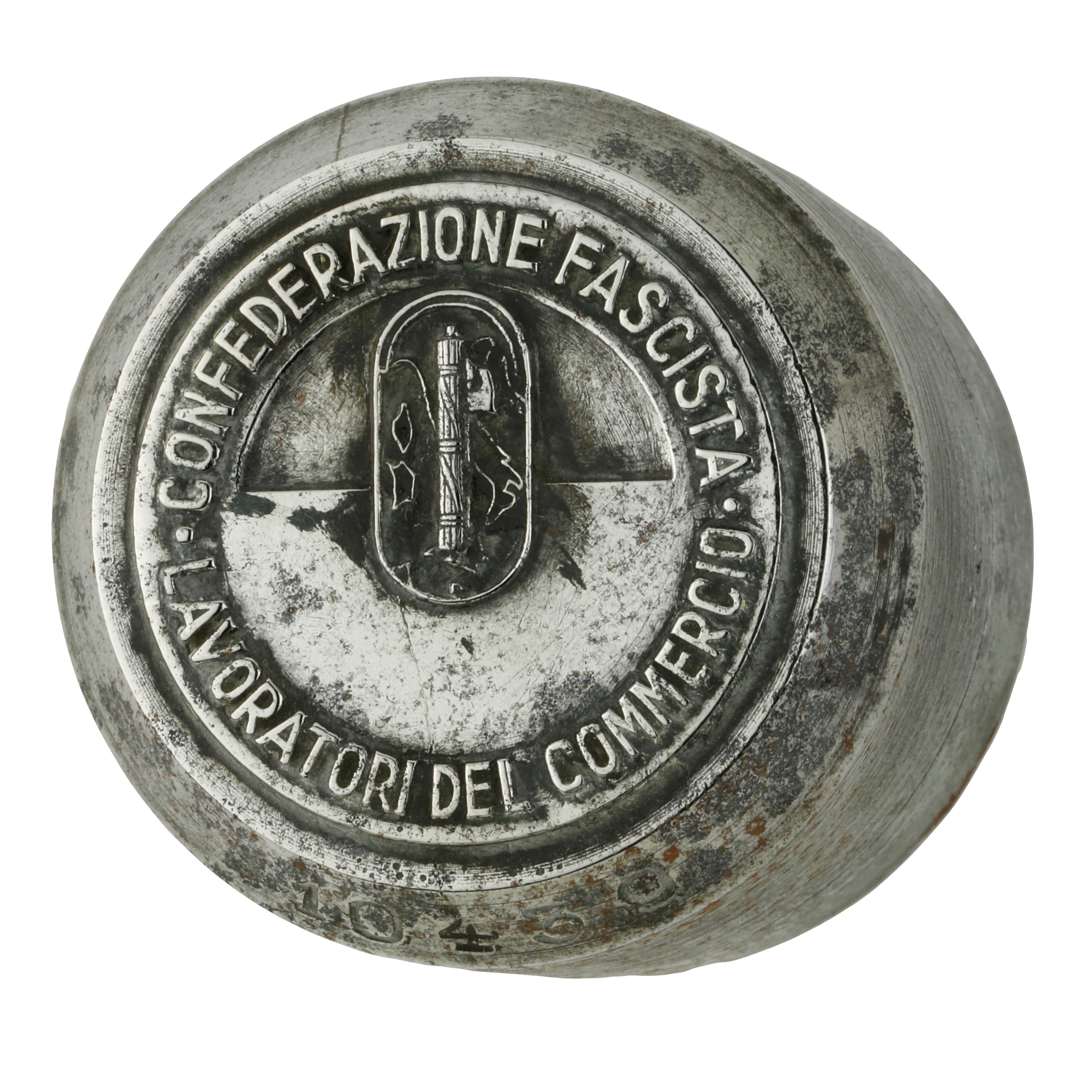 P Confederazione Fascista Lavoratori del Commercio 42 X 40 MM