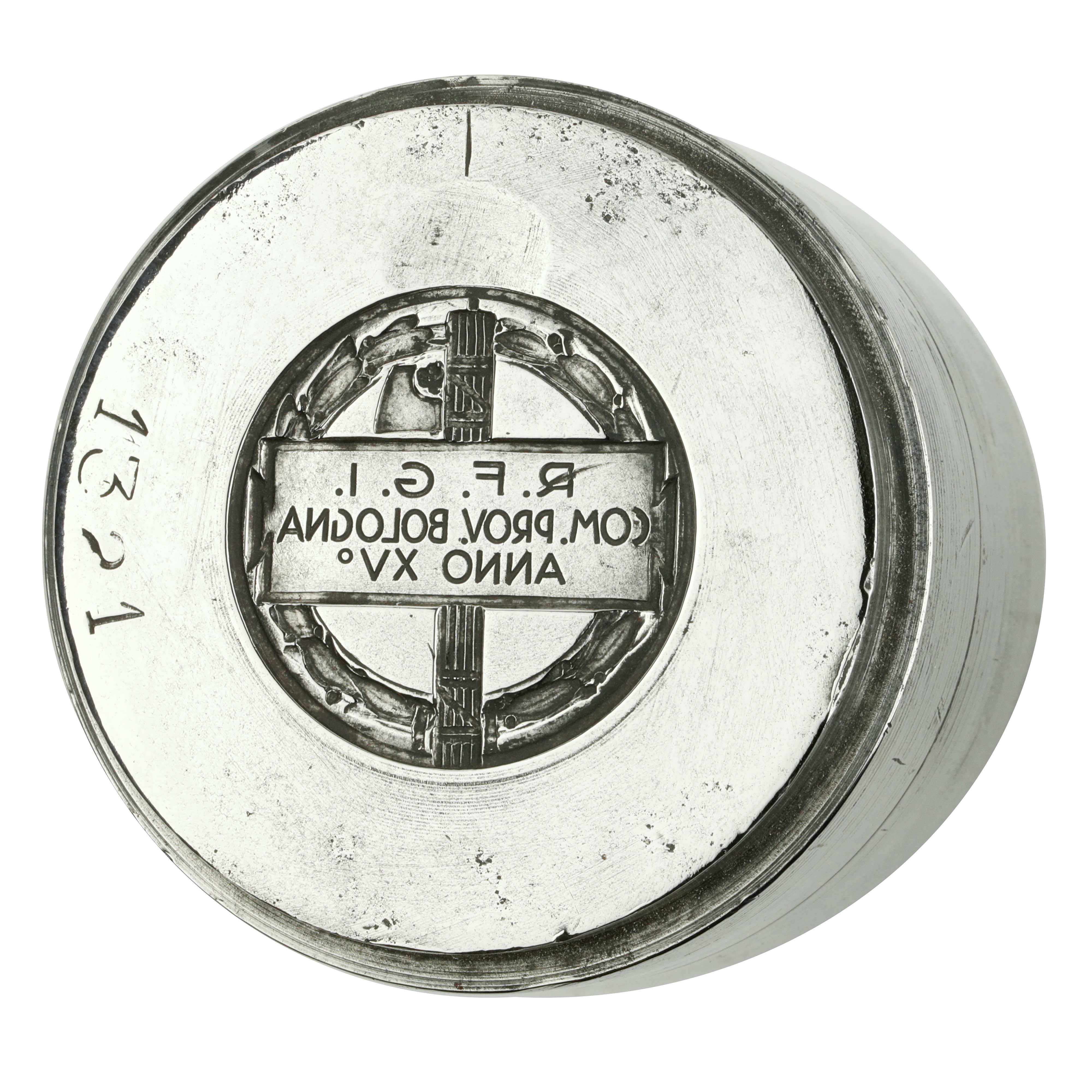 N R.F.G.I. Com. Prov. Bologna Anno XV° 52 x 45 mm