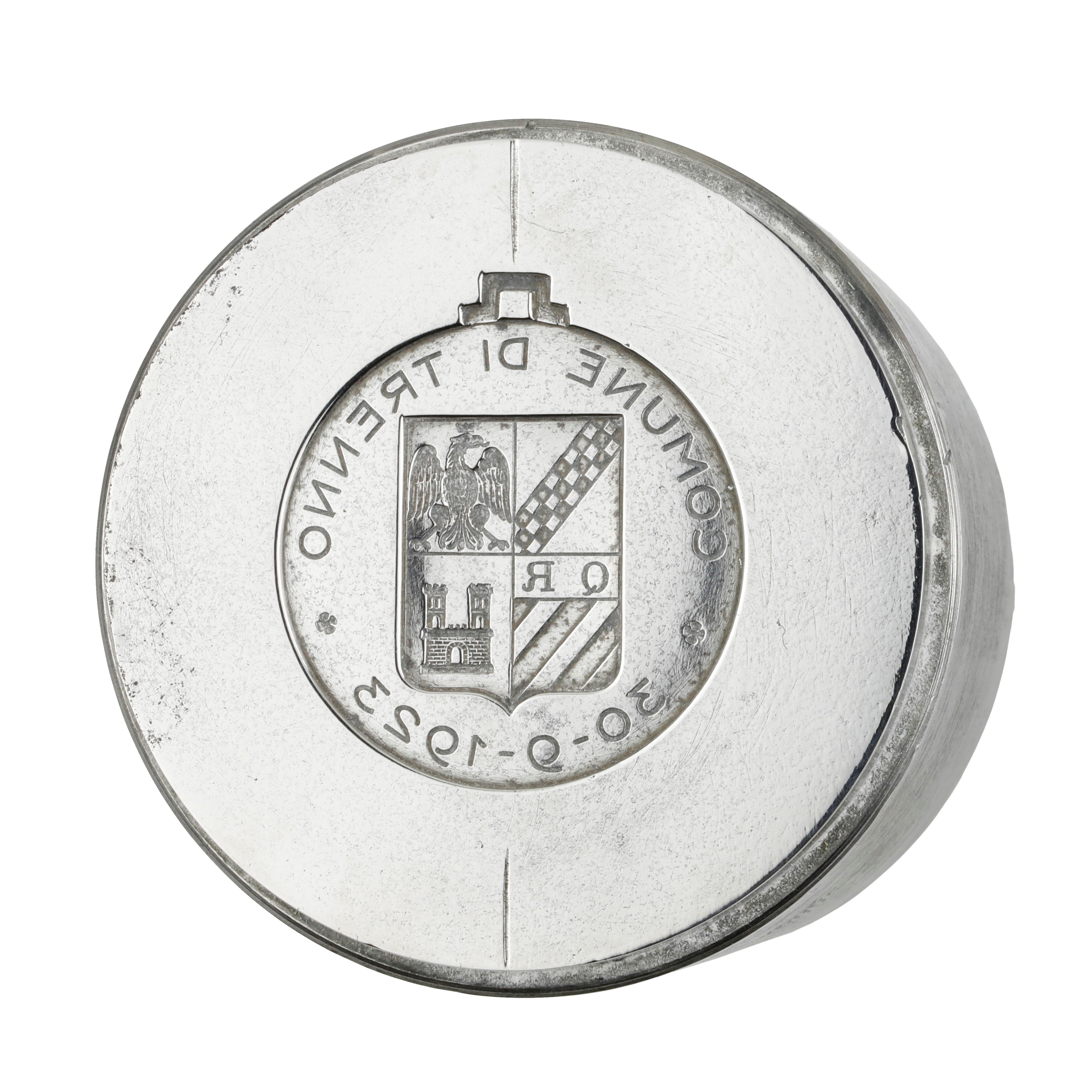 N Comune di Trento 30-9-1923 51 X 42 MM