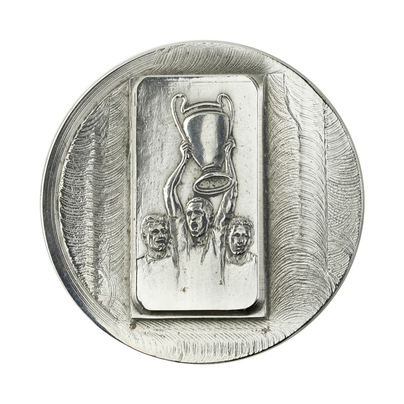 P Giocatori che Alzano la Coppa 48 X 50 MM