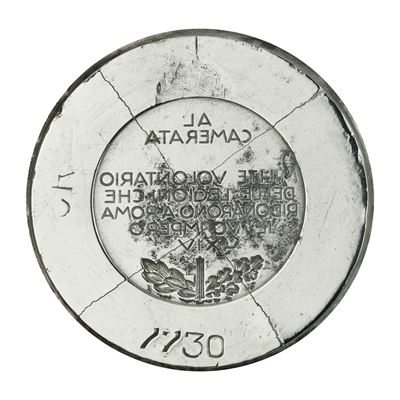 N al Camerata Milite Volontario delle Legioni che Ridonarono a Roma il Suo Impero XIV 52 X 46 MM