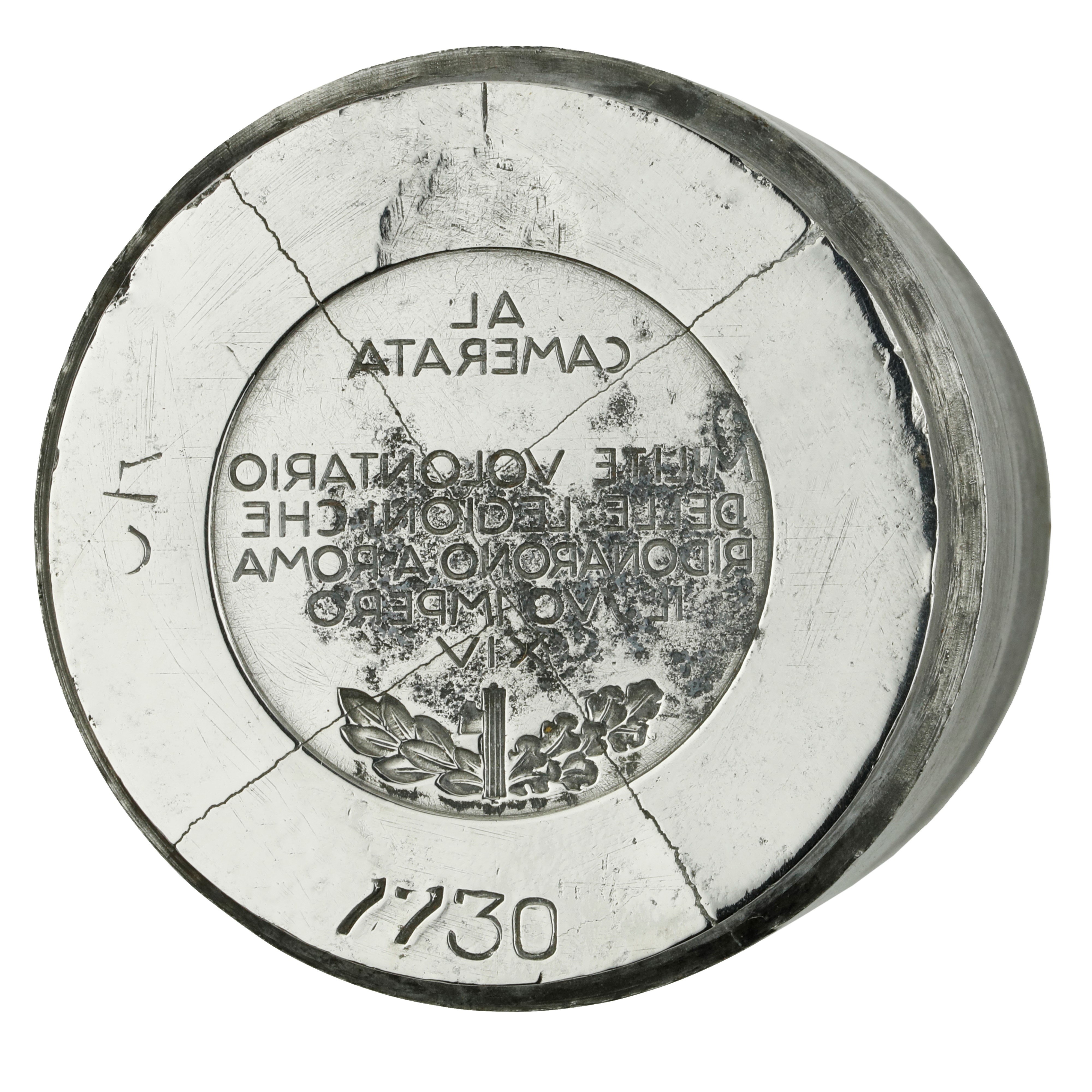 N al Camerata Milite Volontario delle Legioni che Ridonarono a Roma il Suo Impero XIV 52 X 46 MM
