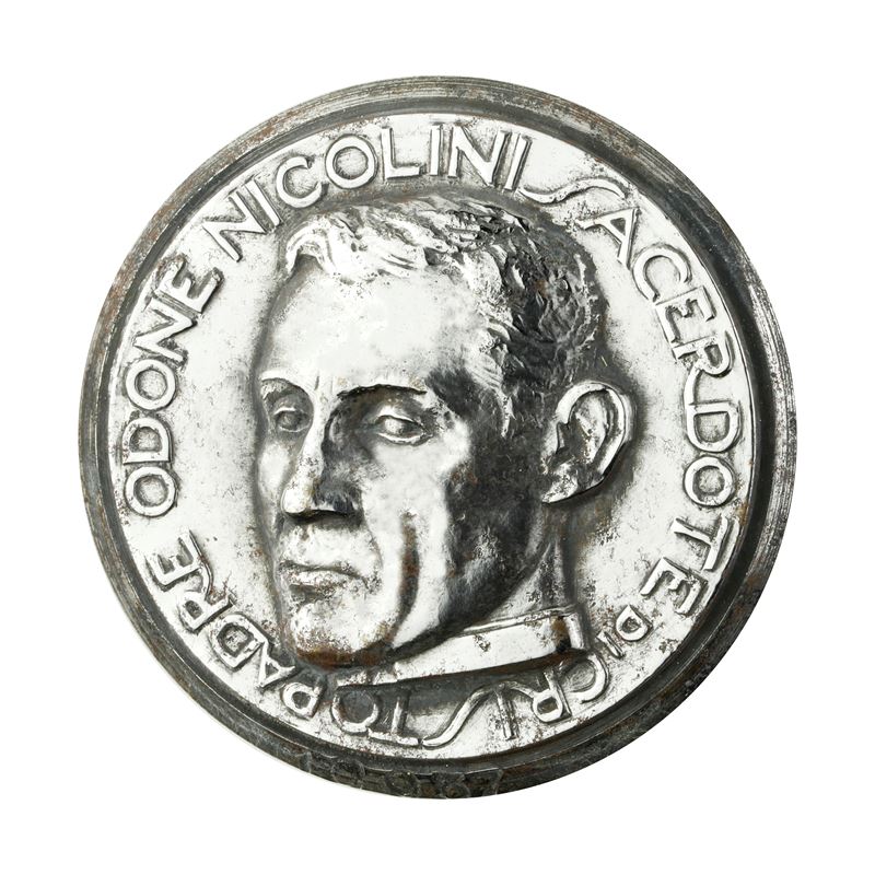 P Padre Oidone Nicolini Sacerdote di Cristo 55 X 48 MM