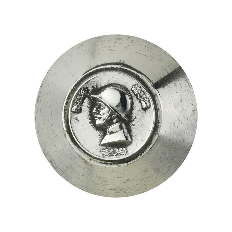 P Vittorio Emanuele con Elmetto 31 X 34 MM