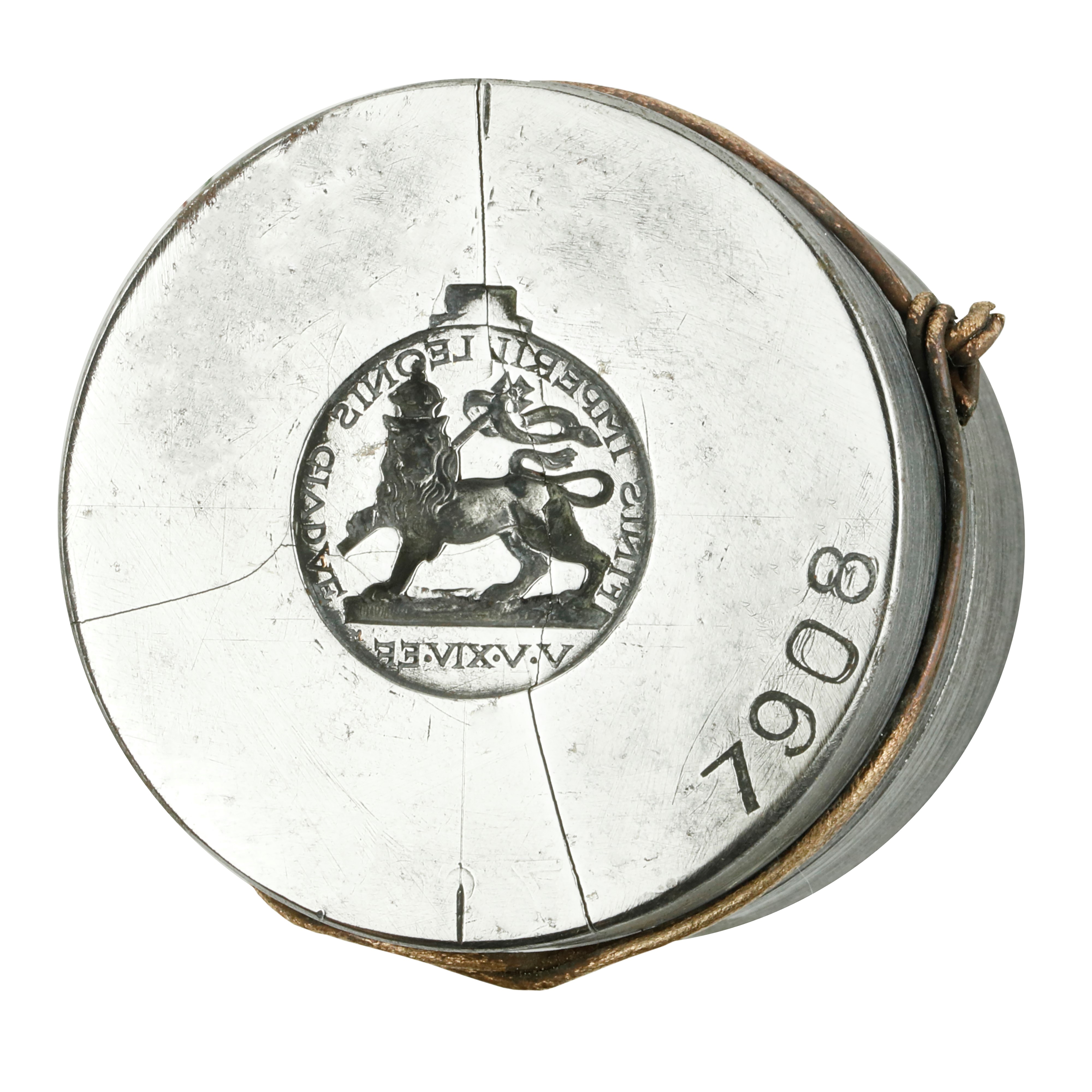 N Finis Imperii Leonis Giudae V.V.XIV.ee 41 X 37 MM