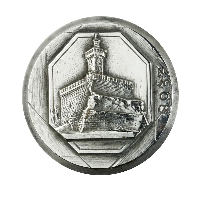 P Castello 45 X 43 MM