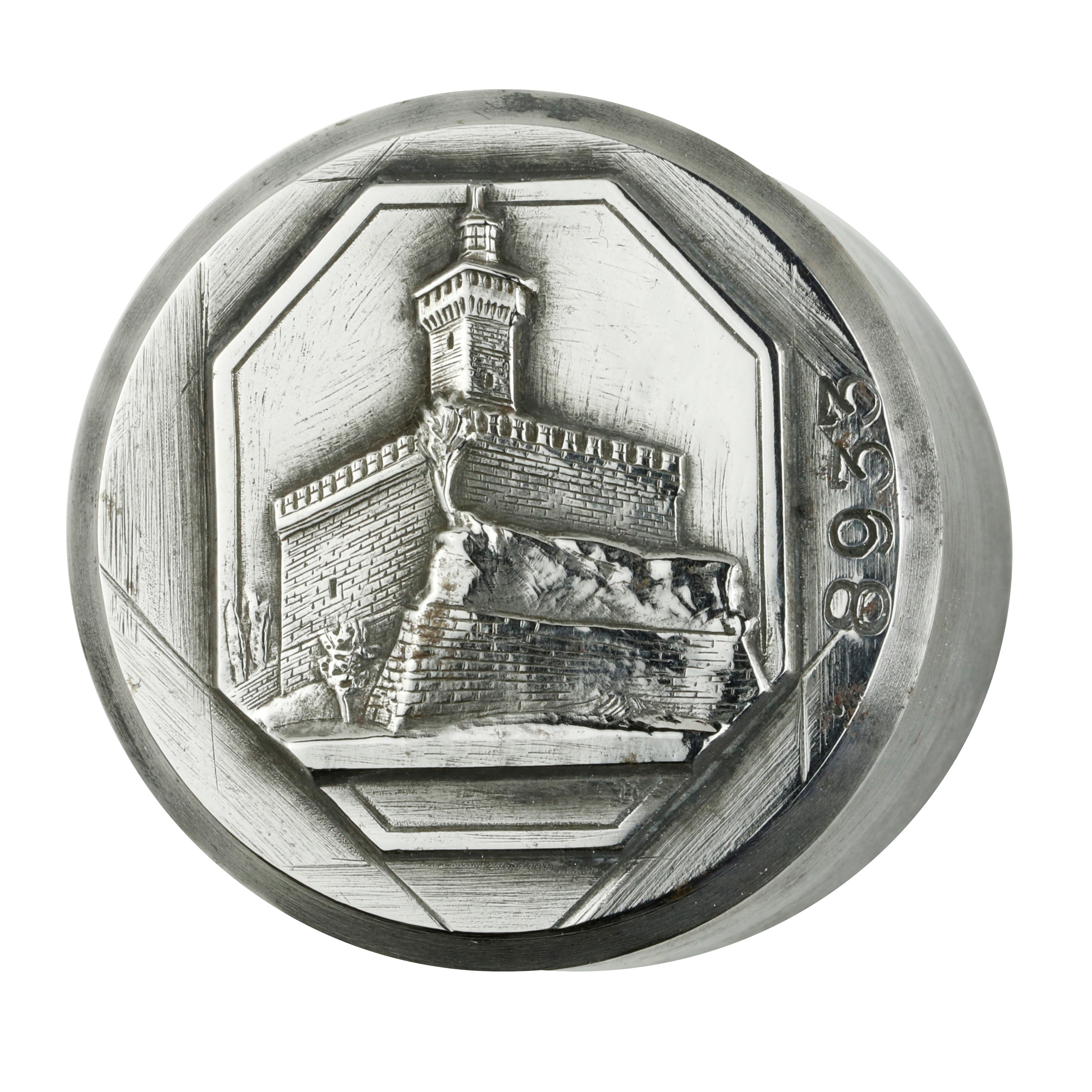 P Castello 45 X 43 MM