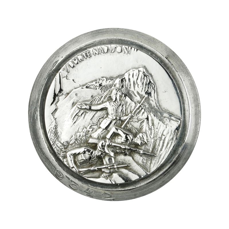 P Sburte Nadisoni 40 X 38 MM