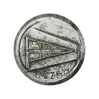 P D.V. 33 X 30 MM