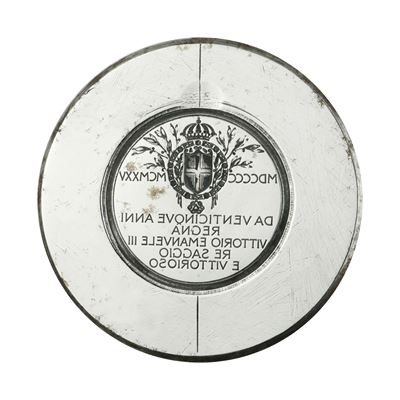 N Mdcccc Mcmxdxv da Venticinque Anni Regna Vittorio Emanuele III Re Saggio e Vittorioiso. 51 X 41...