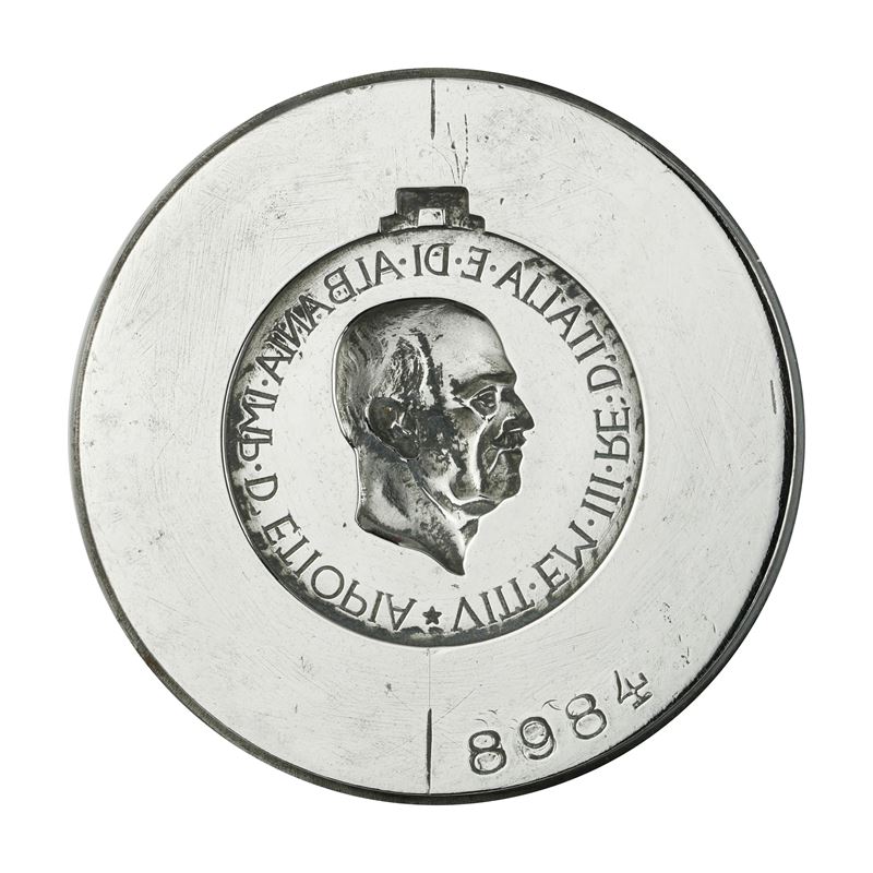 N vitt.em.III.re.D'italia.e.DI.albania.imp.D'etiopia. 57 X 45 MM
