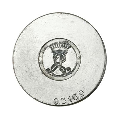 N R S e Corona 47 X 41 MM