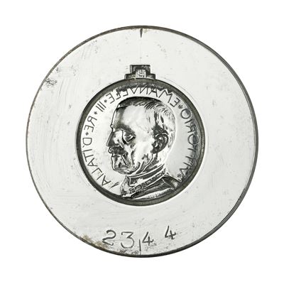 N Vittorio Emanuele III Re D'italia 52 X 43 MM