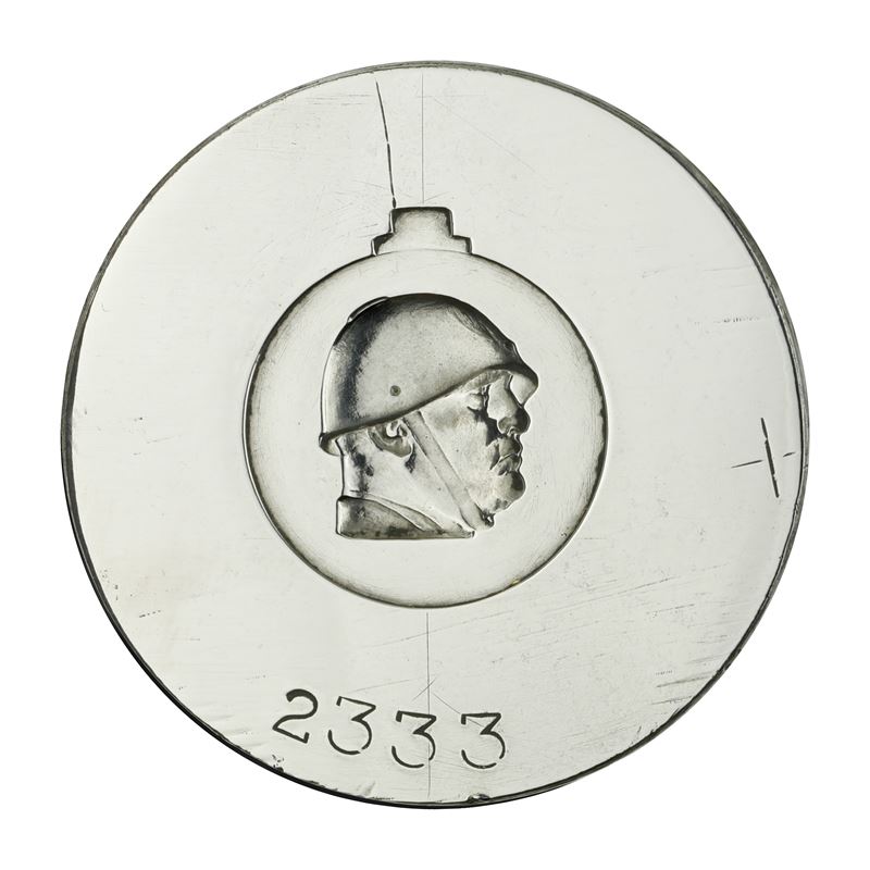 N Profilo di Benito Mussolini con Elmetto 47 X 41 MM