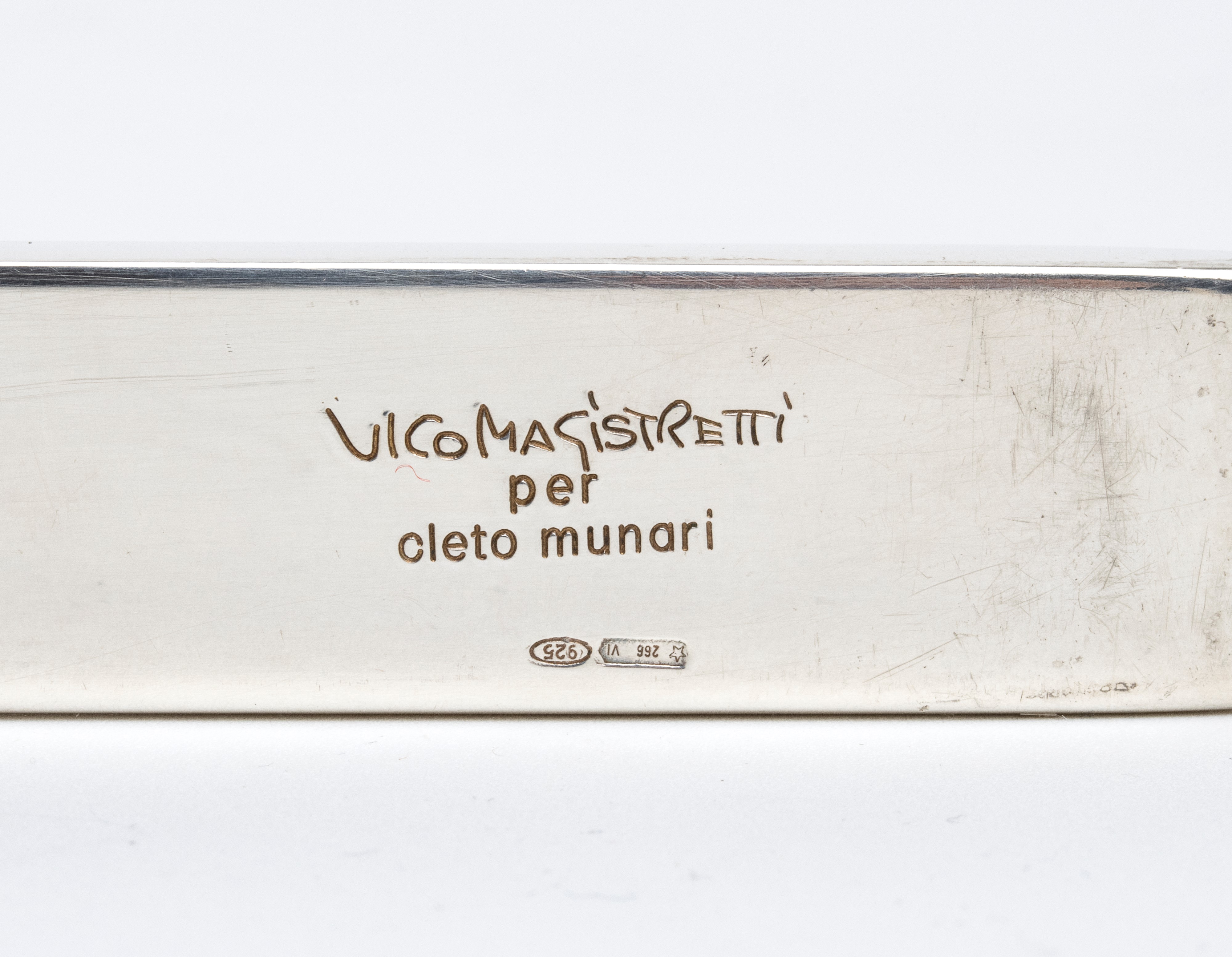 Vico Magistretti X Cleto Munari - Vico Magistretti, Posate da barbecue in argento per Cleto Munar...