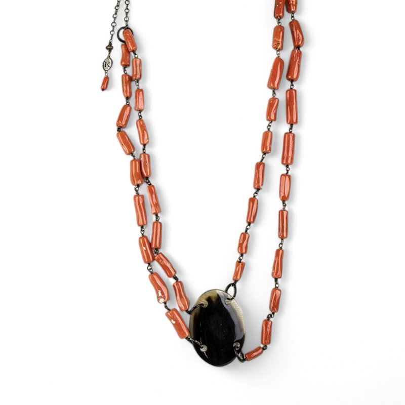 Collana in con corallo Cerasuolo e corno