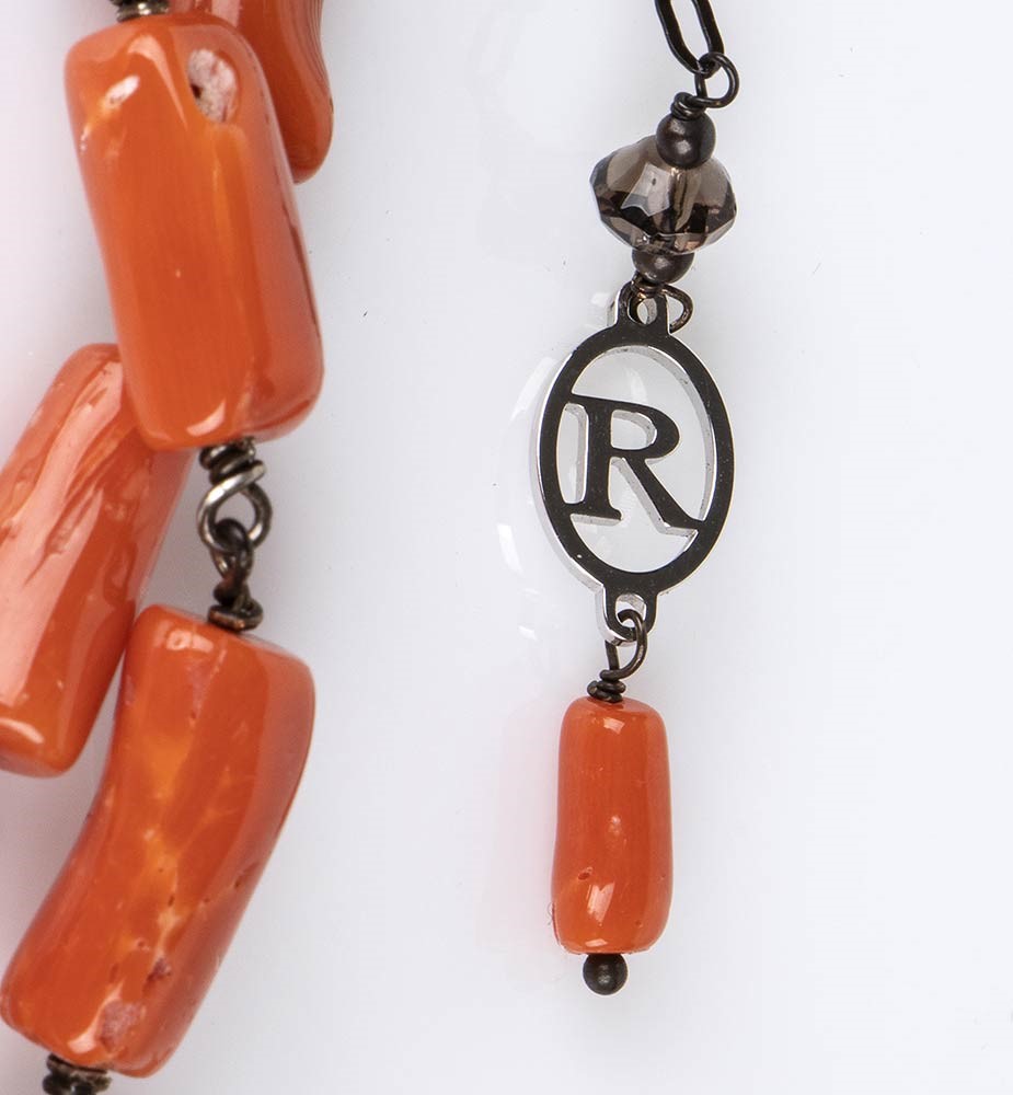 Collana in con corallo Cerasuolo e corno