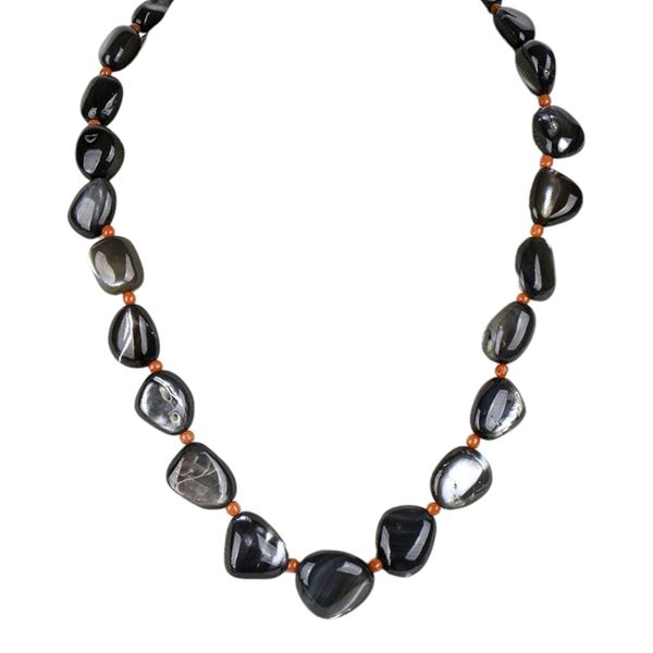 Mother of pearl and Mediterranean coral necklace