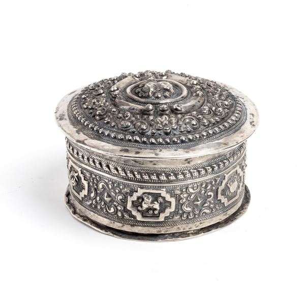 Burma solid silver box