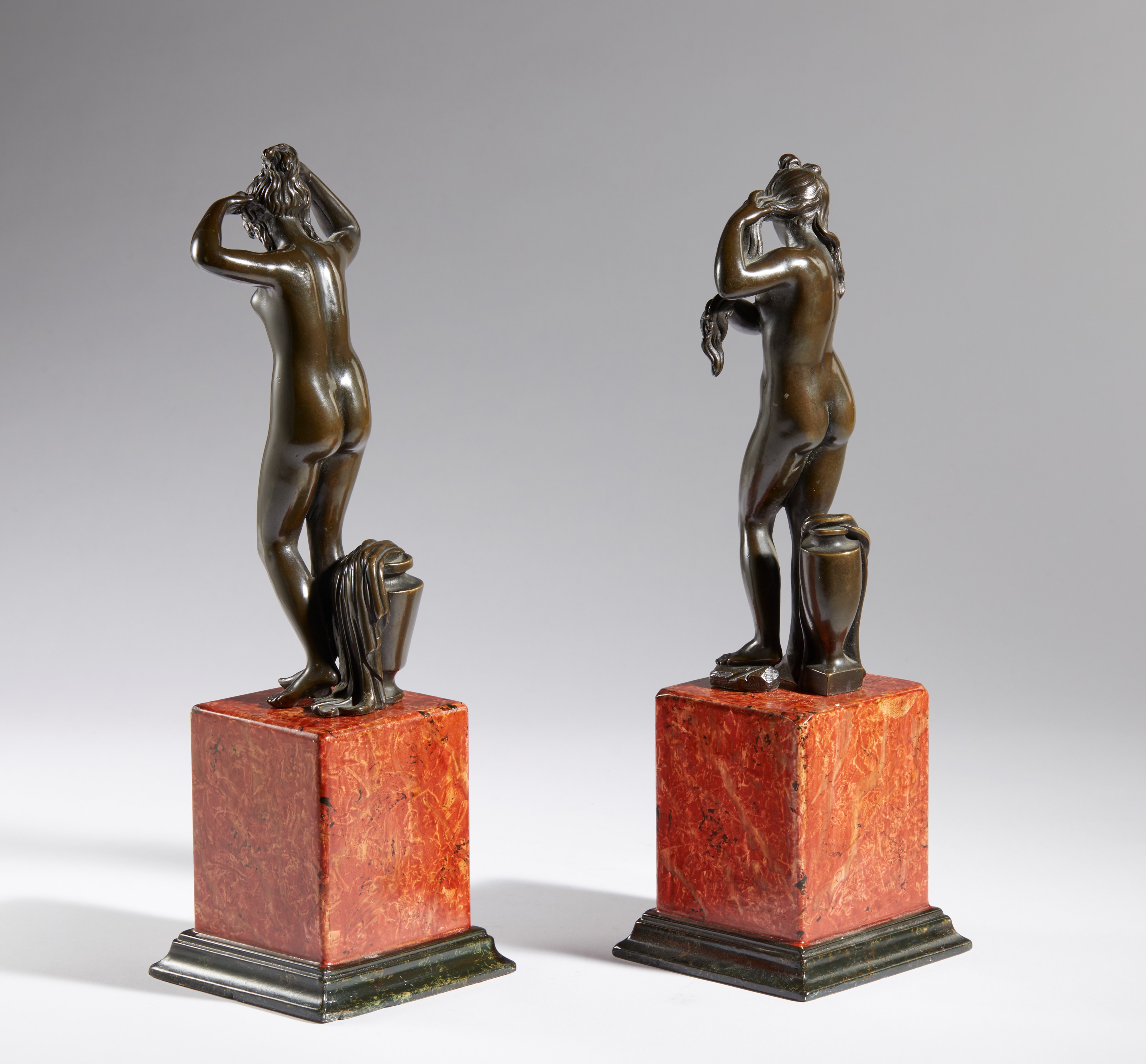 Coppia di Veneri anadiomene