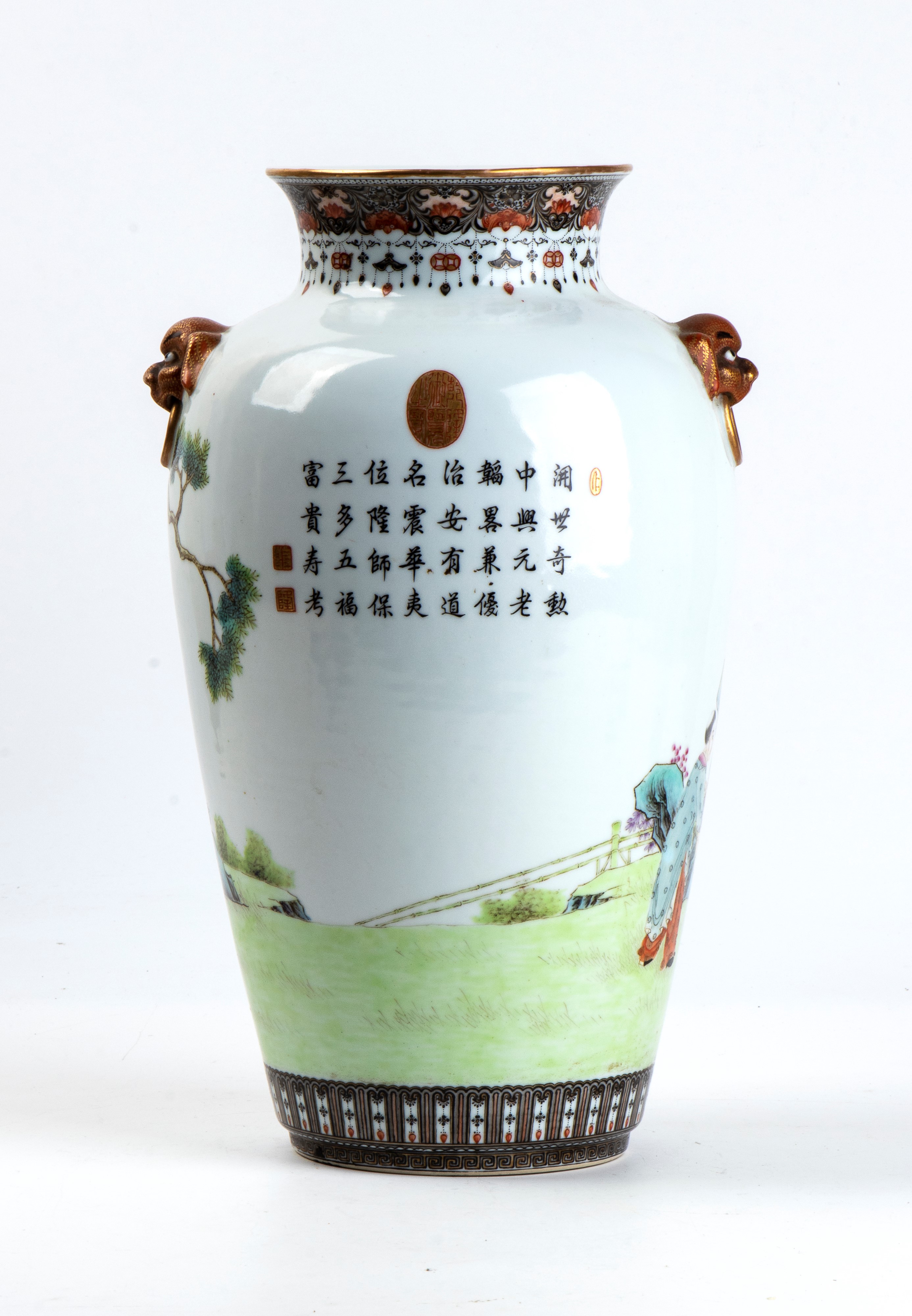 Importante vaso in porcellana policroma