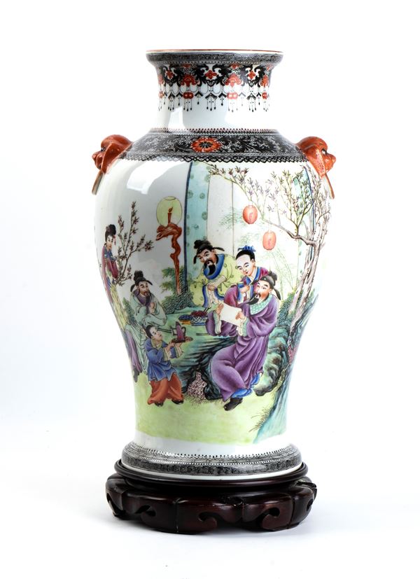 Polychrome porcelain vase