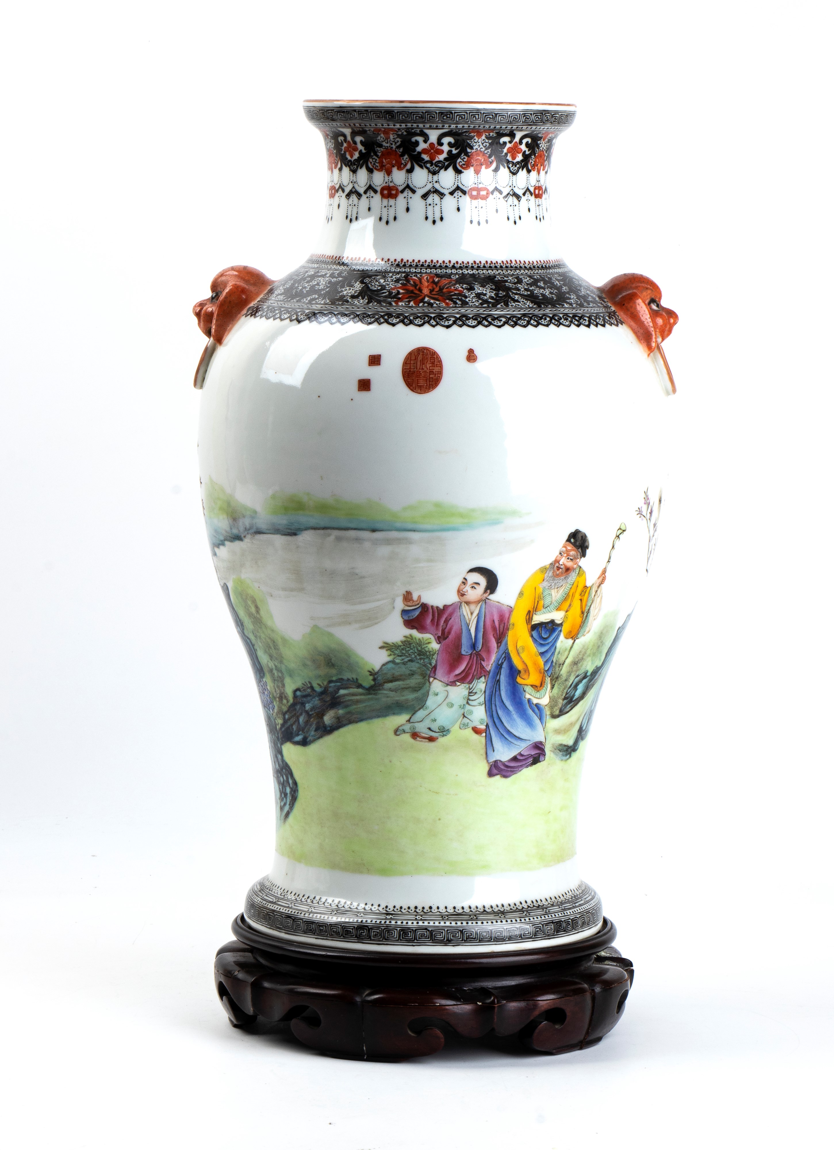 Importante vaso in porcellana policroma