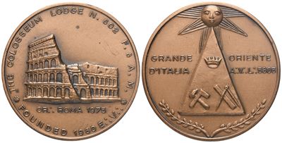 Medaglia "the Colosseum Lodge" N° 602 F. & A. M. Or. Roma, 1975, Ae (40,6 MM)