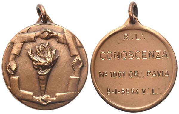 Medaglia R. L. "Conoscenza" N° 1001 Or. Pavia, AE (30,5 mm)  - Auction MASONIC MEDALS & JEWELS From the Early 19th to the Late 20th Century - Bertolami Fine Art - Casa d'Aste