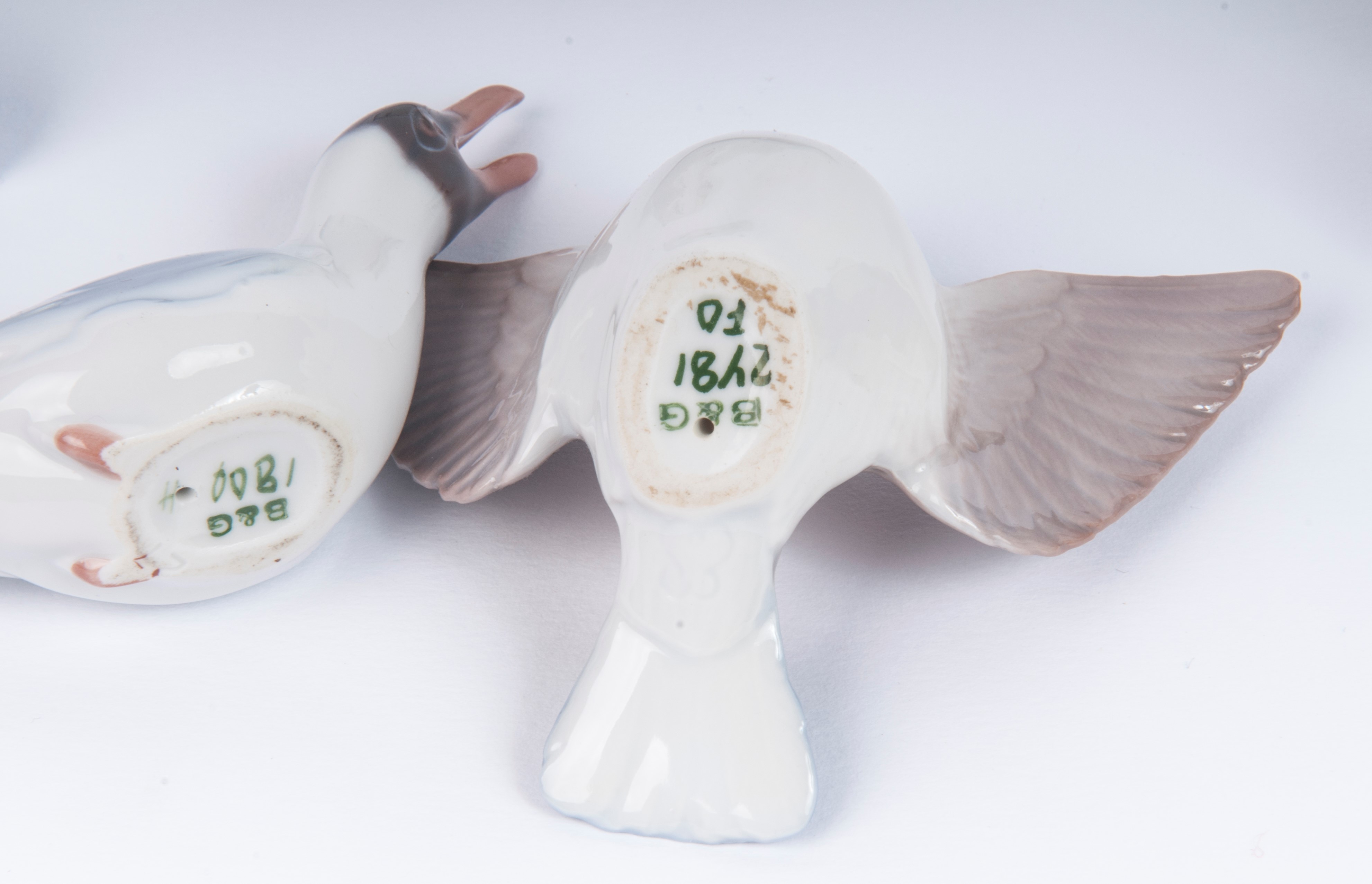 Lotto di Sei Sculture di Volatili