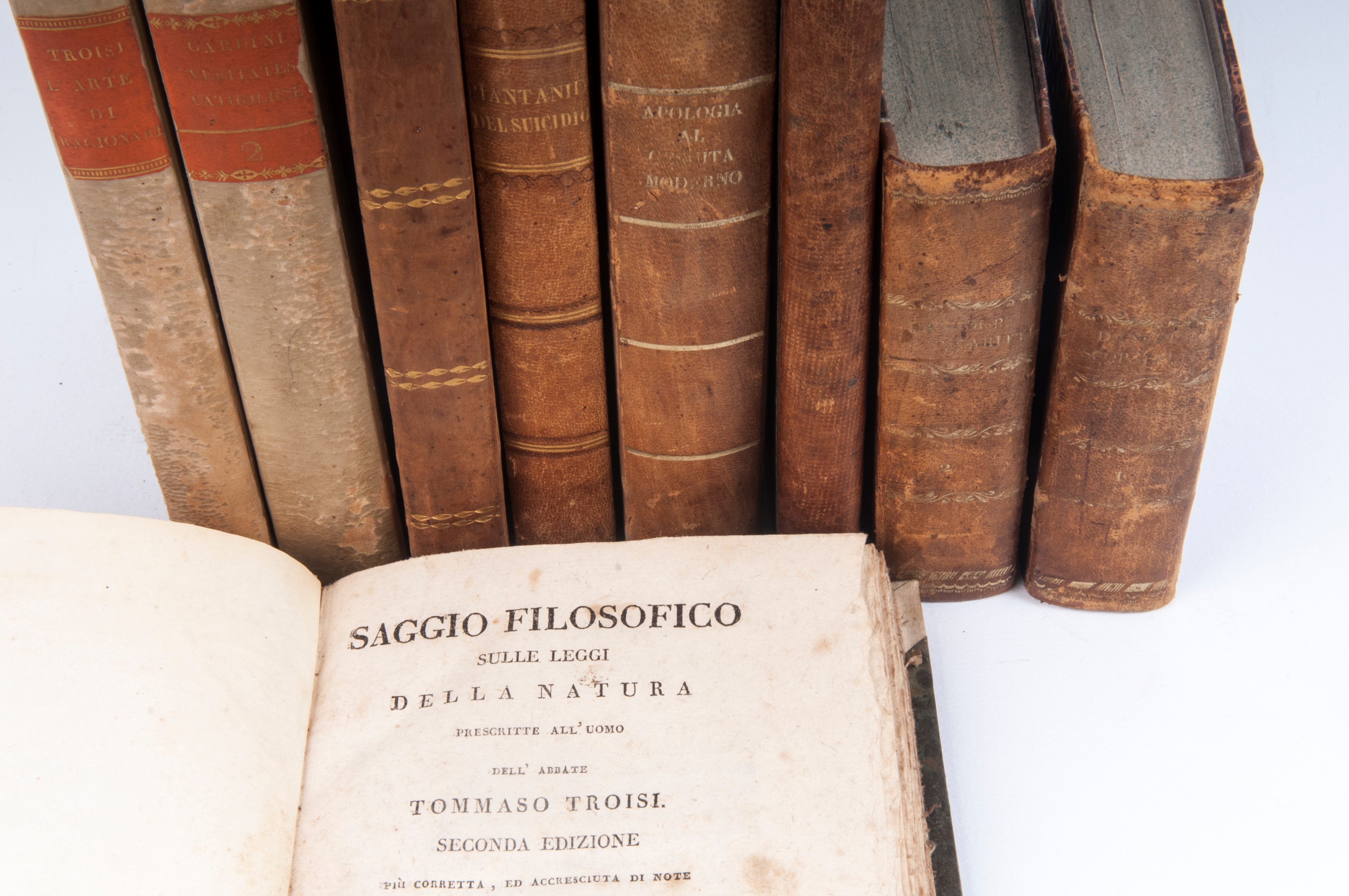 Lotto di Nove Libri
