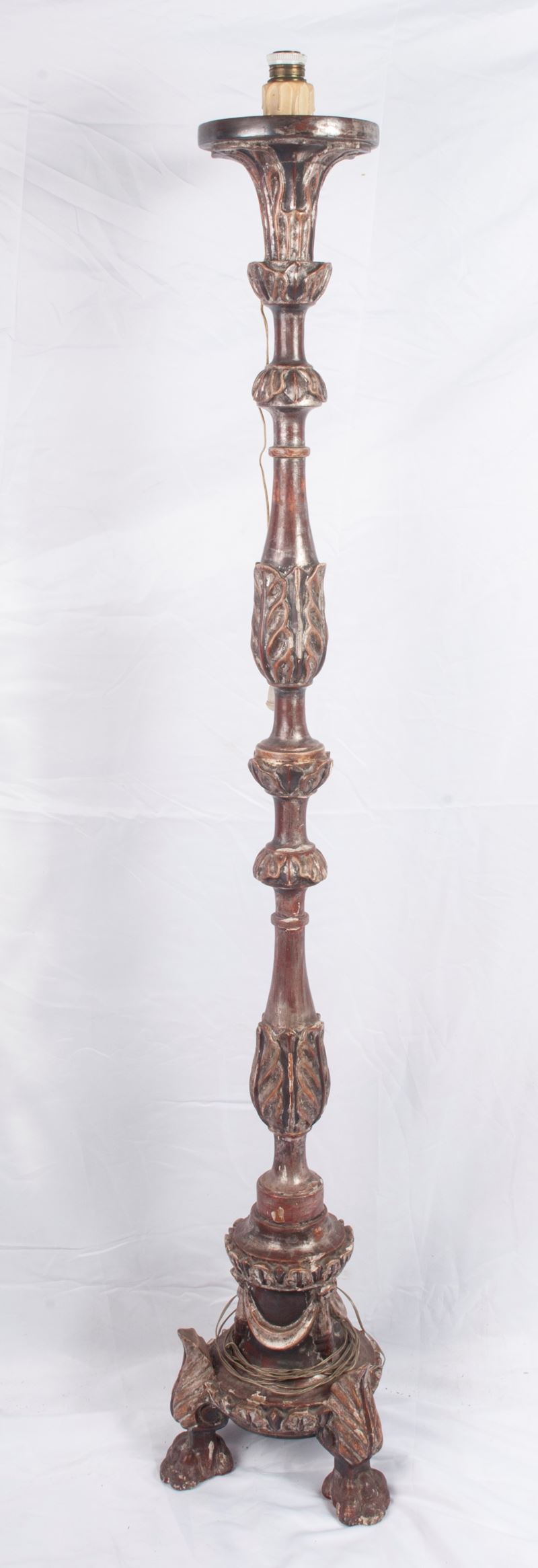 Piantana in legno dorato, fine XIX secolo - inizio XX secolo