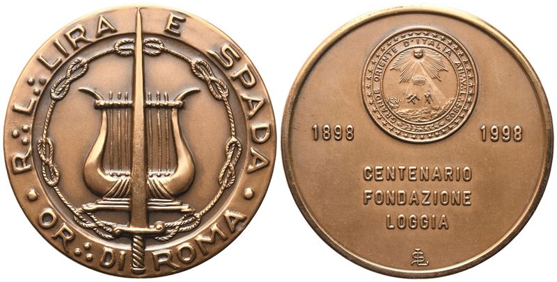 Medaglia R. L. "lira e Spada" Or. di Roma, Centenario Fondazione Loggia 1898 - 1998 (51,4 MM)