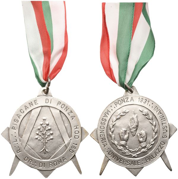 Medaglia R. L. "Pisacane Di Ponza Hod" 160 Or. Di Roma, 1931 (48,9 mm)  - Auction MASONIC MEDALS & JEWELS From the Early 19th to the Late 20th Century - Bertolami Fine Art - Casa d'Aste