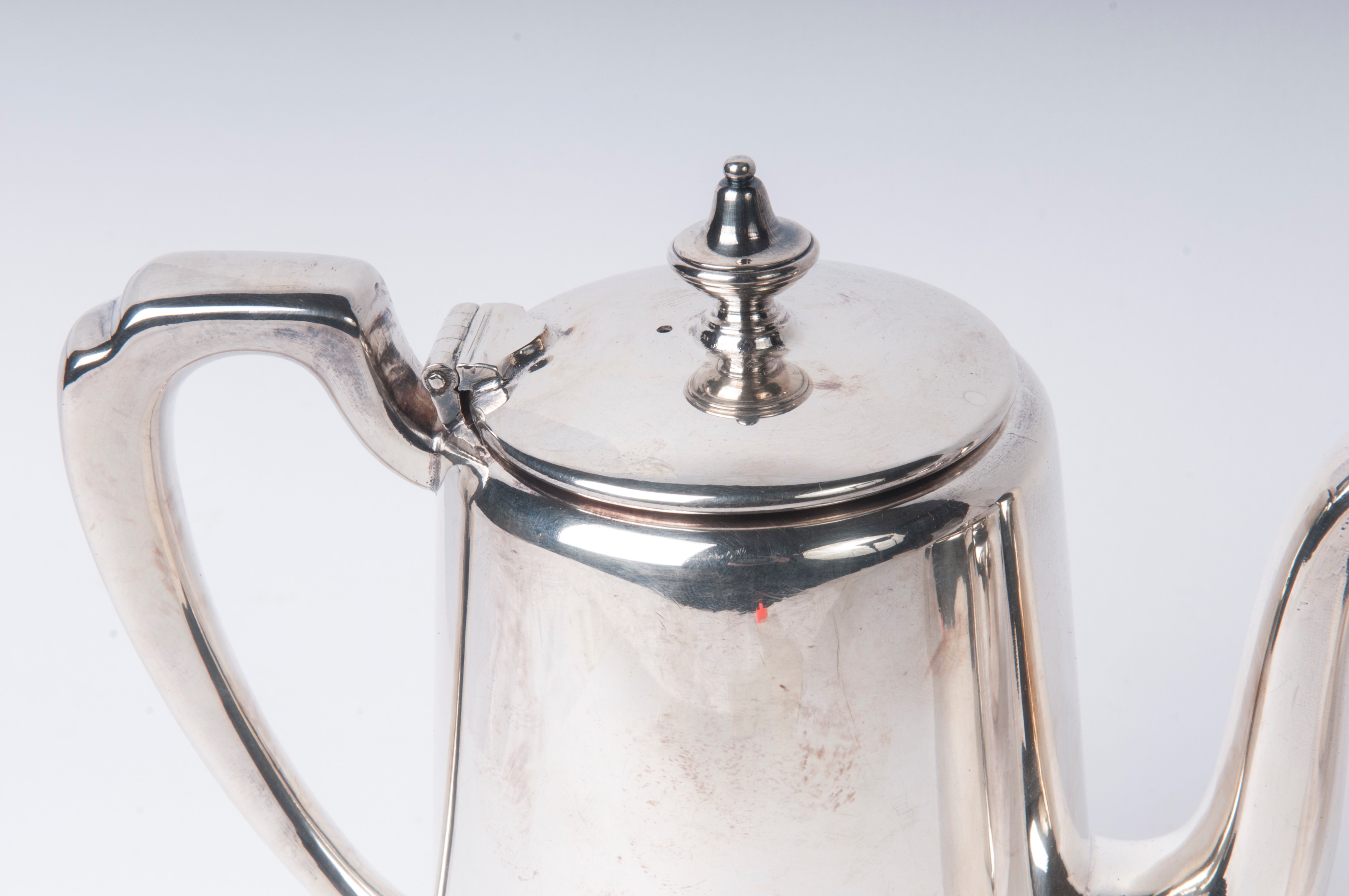 Elkington, Servizio da tè e caffè in metallo argentato