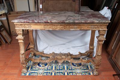 Tavolo da Centro in Legno Intagliato e Dorato