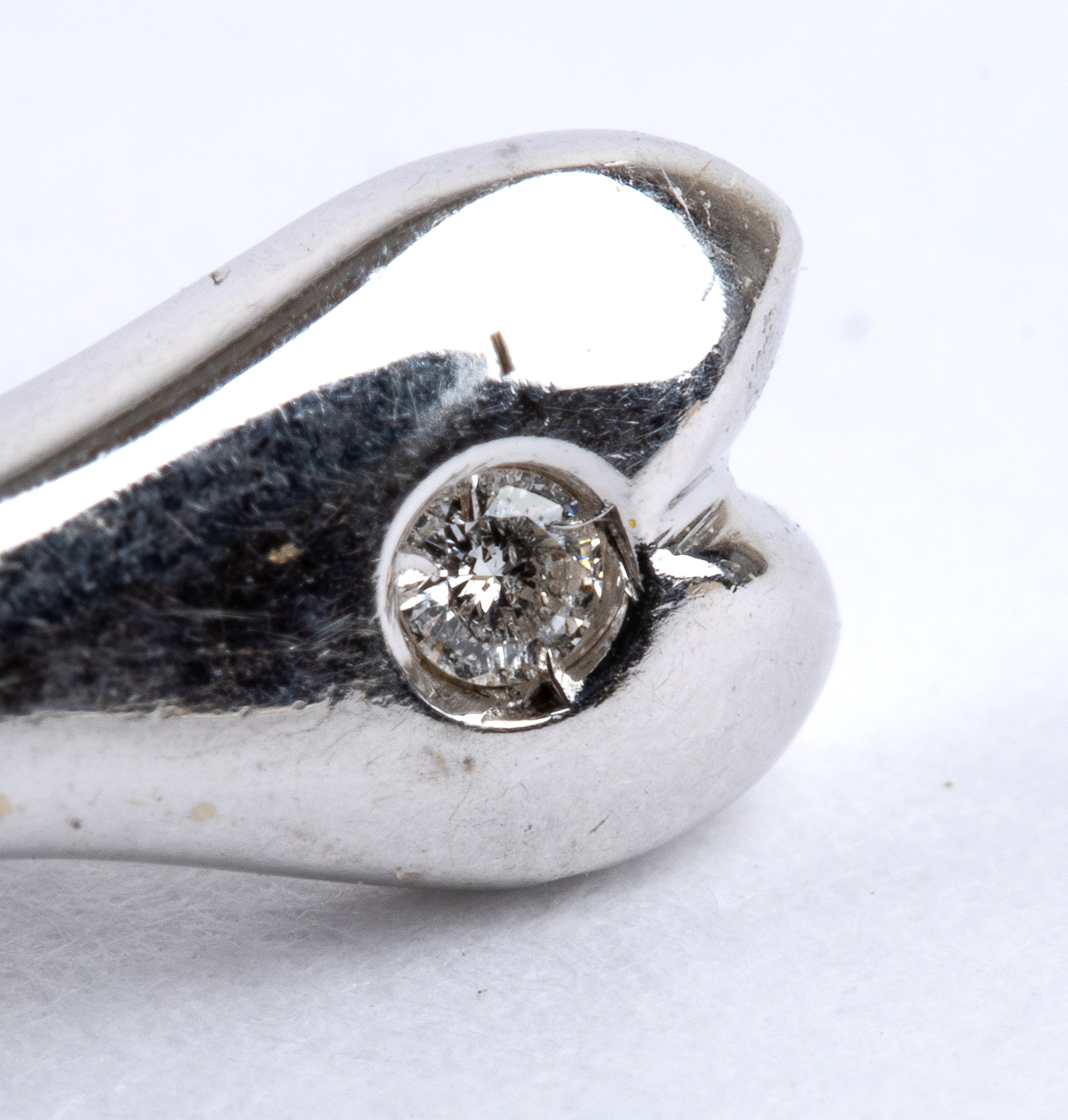 Gemelli in oro bianco 18k a forma di cane con diamanti