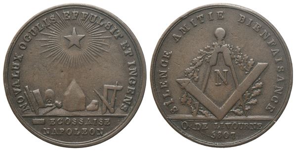 Medaglia R. L. "Napoleone", AE (25,6 mm)  - Auction MASONIC MEDALS & JEWELS From the Early 19th to the Late 20th Century - Bertolami Fine Art - Casa d'Aste