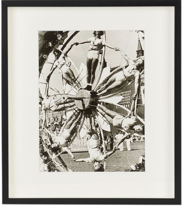 ALEXANDER RODCHENKO : Wheel  (1936)  - Asta Photographs from important european collections - Bertolami Fine Art - Casa d'Aste