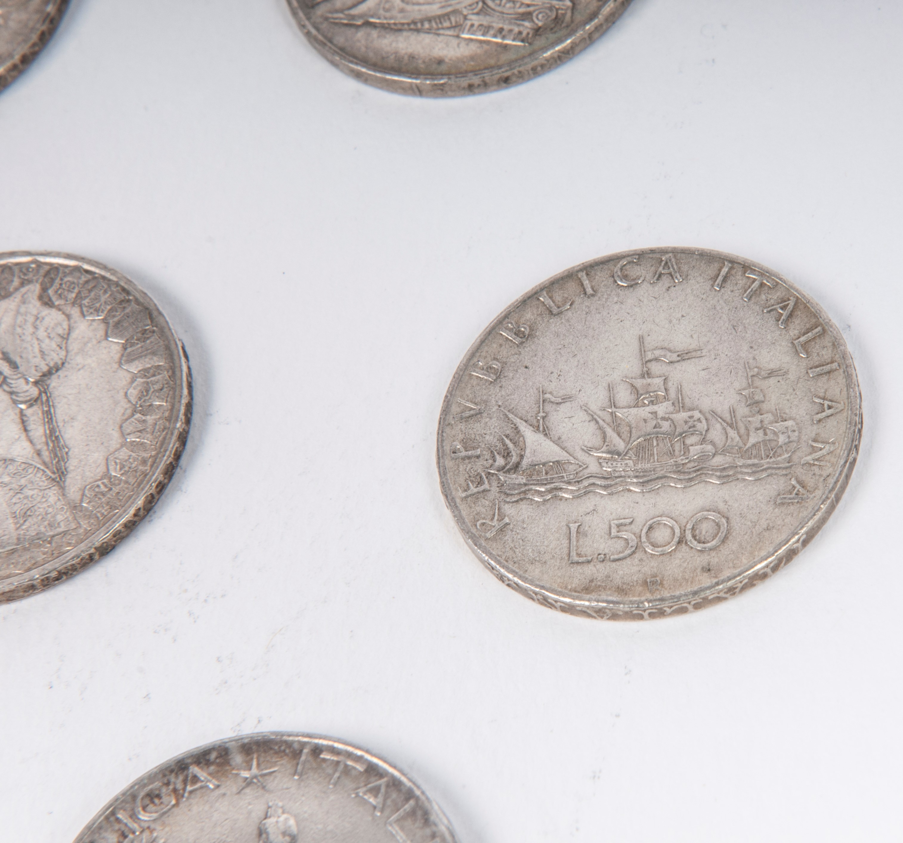 Lotto di Sette Pezzi da 500 Lire in Argento