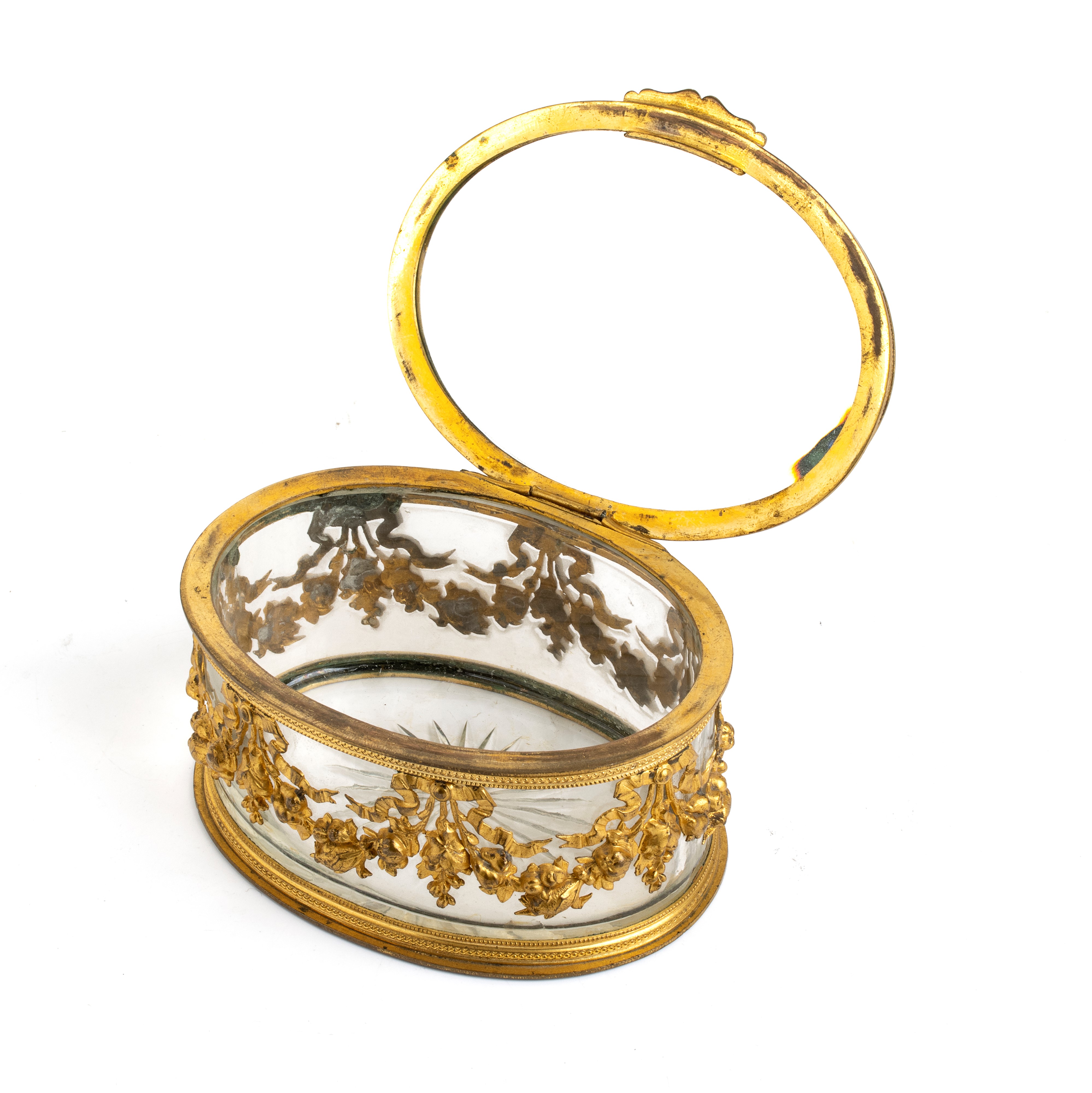 Scatola francese in vetro molato e smalti