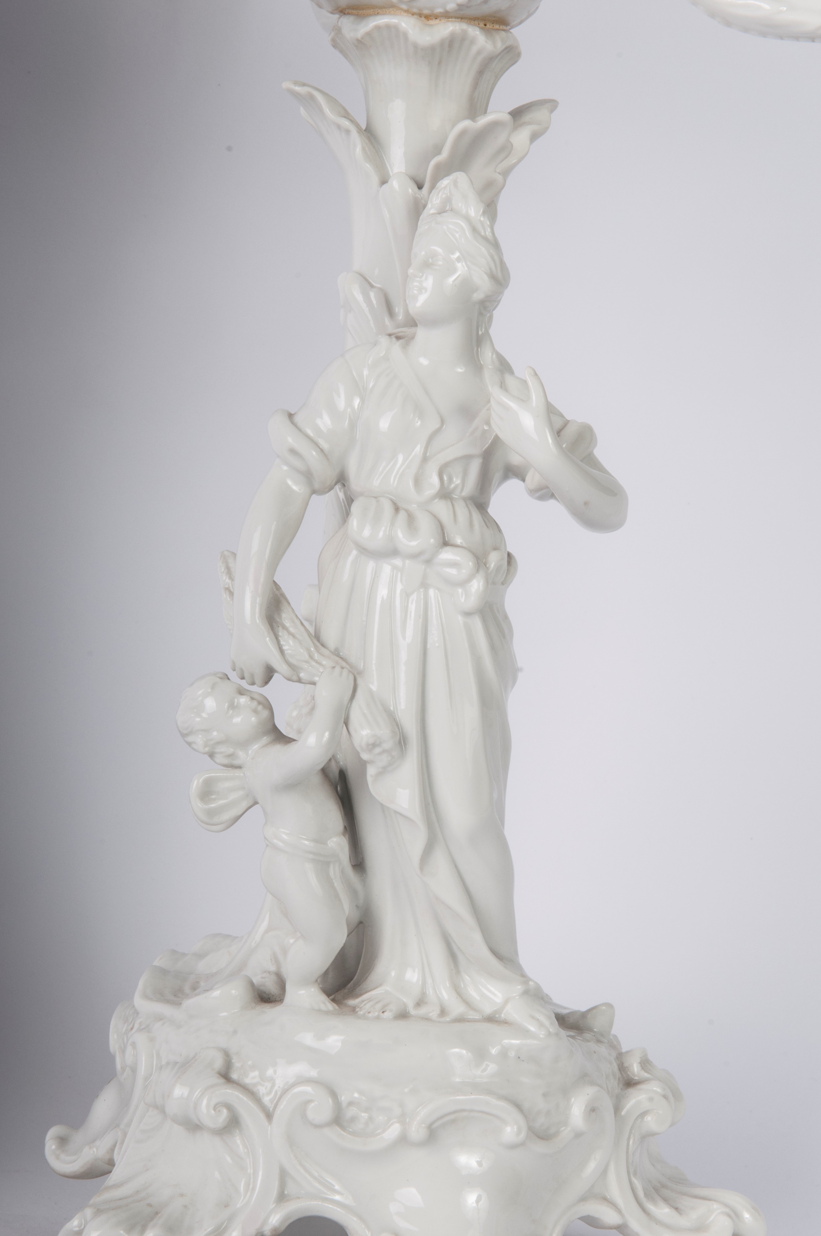 Coppia di Candelabri a Quattro Luci