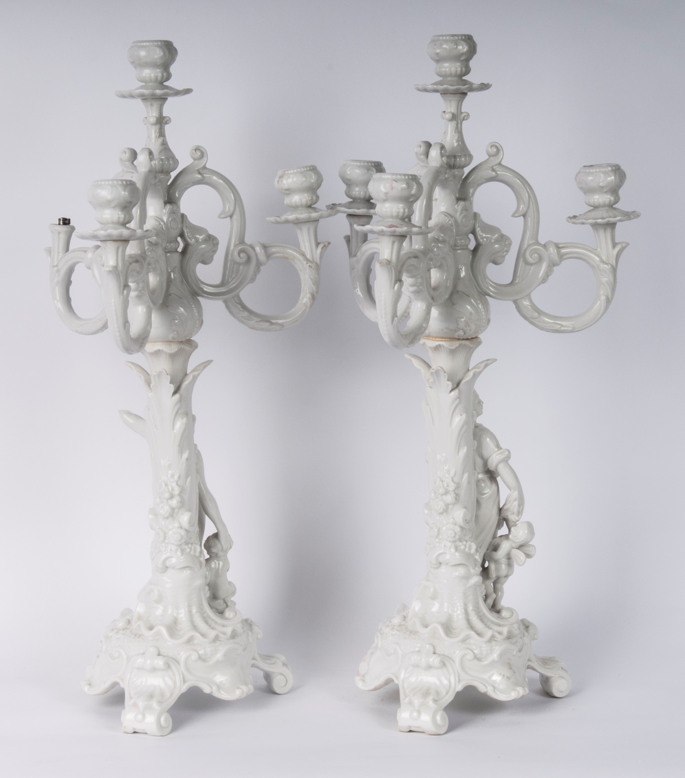 Coppia di Candelabri a Quattro Luci