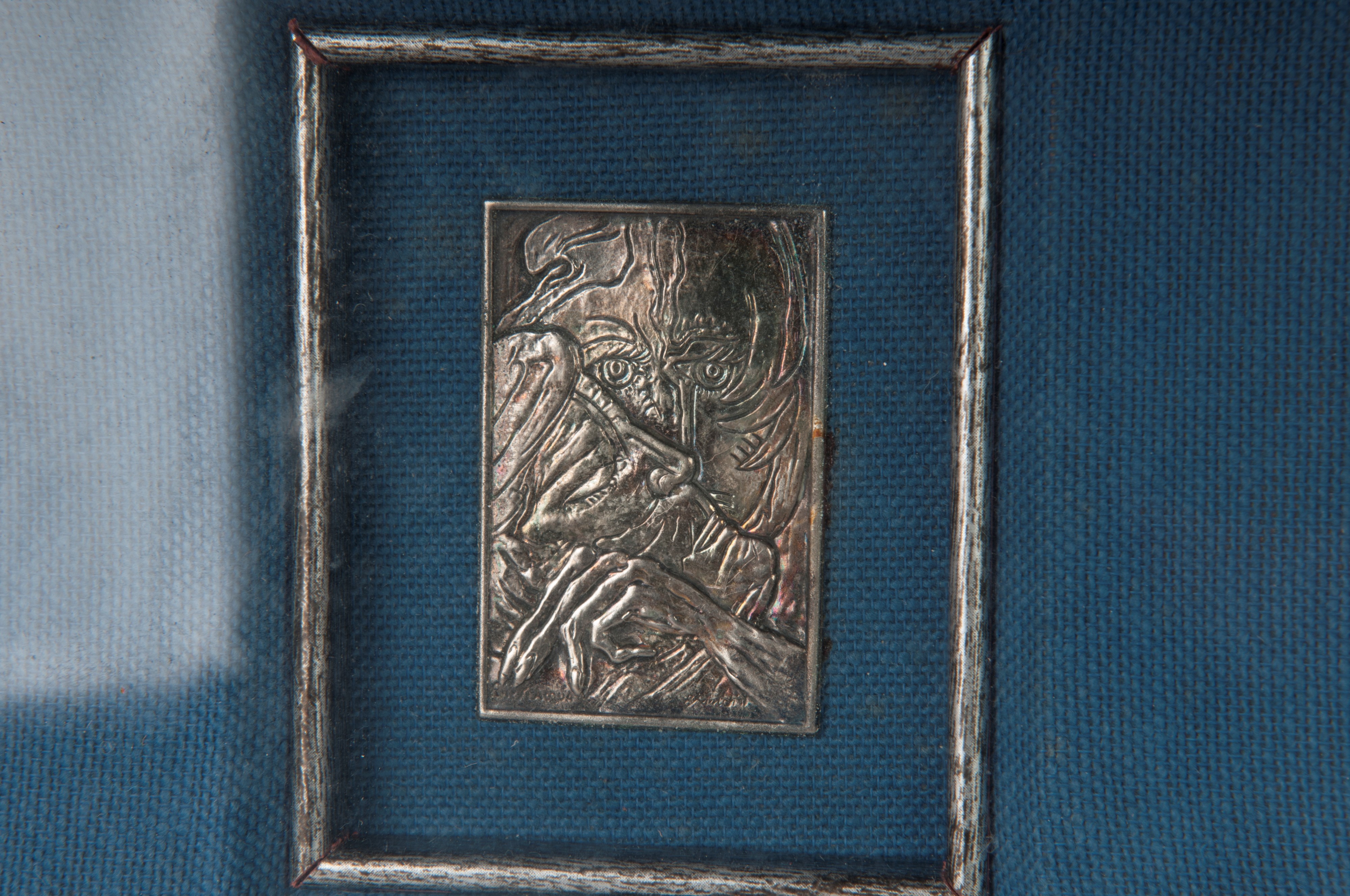Lotto di Tre Placche in Argento Incise a Firma Di: