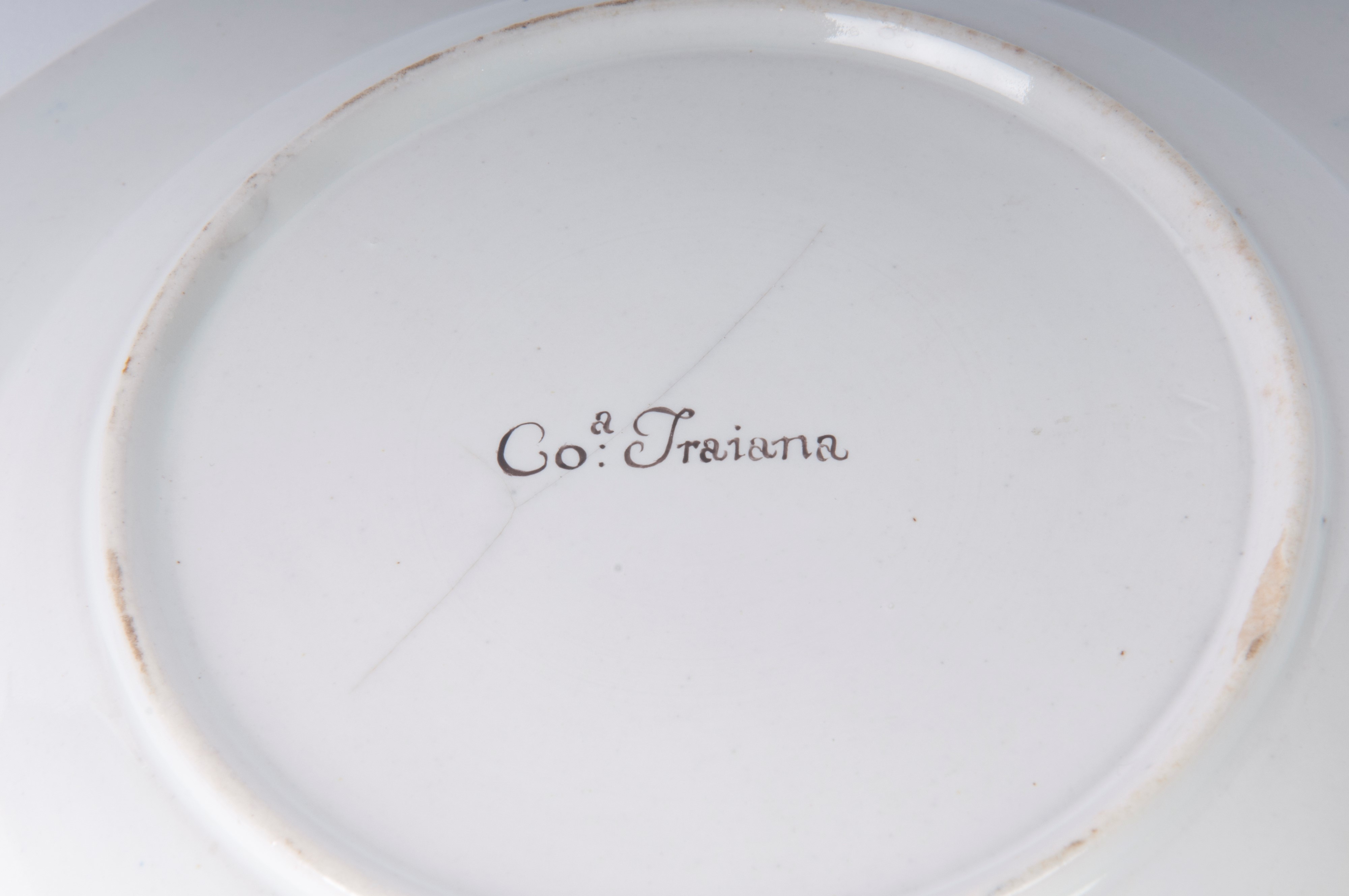 Lotto di quattro scodelle in porcellana.