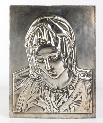 Bassorilievo in argento raffigurante la Vergine