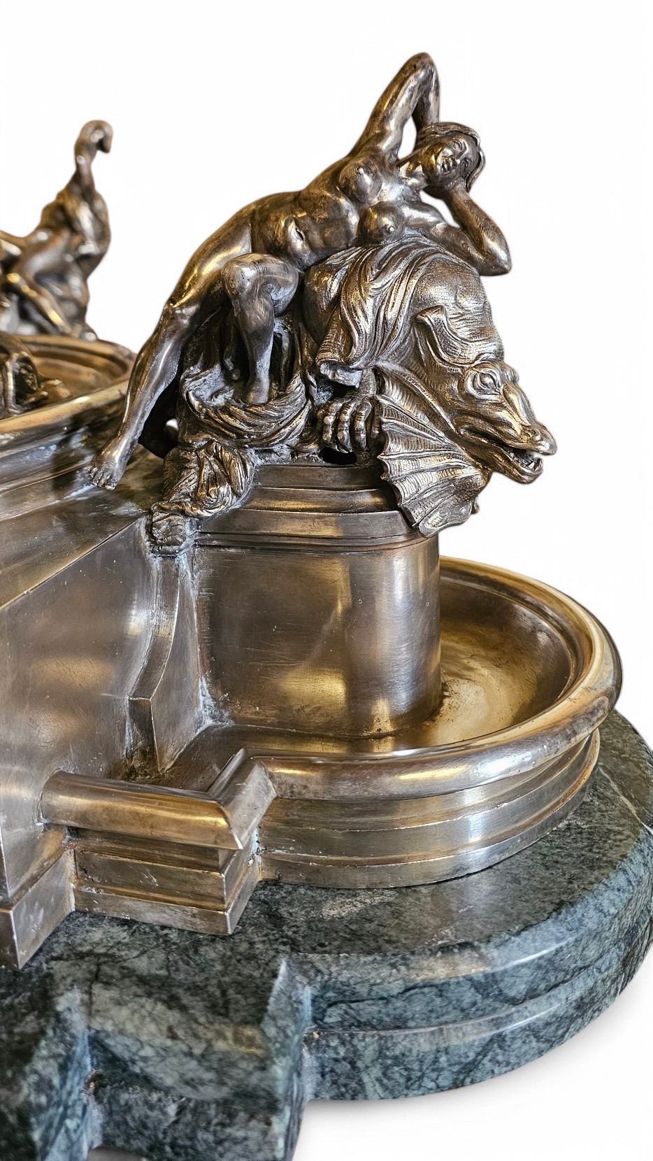 Marcello Mortet - Fontana delle Naiadi in argento con basamento in marmo verde