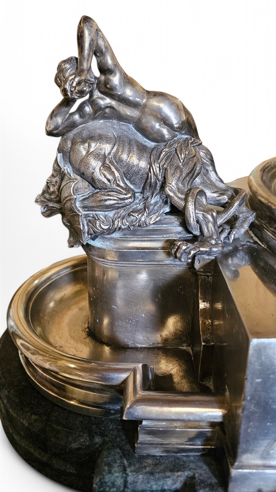 Marcello Mortet - Fontana delle Naiadi in argento con basamento in marmo verde